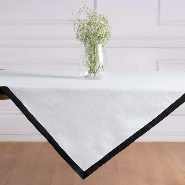 Solino Home Classic Table Throw Navy & White