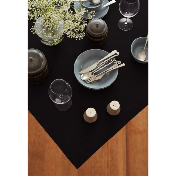 Solino Home Dru Cotton Linen Table Throw Black
