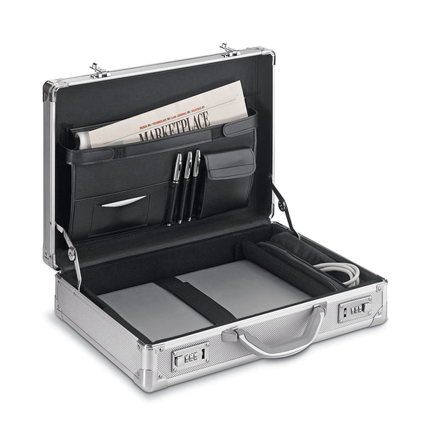 Solo New York Fifth Avenue Attaché