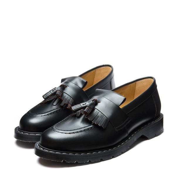 Solovair Black Fine Grain Tassel Loafer