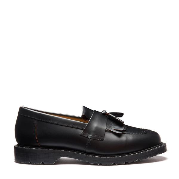 solovair Black Fine Grain Tassel Loafer
