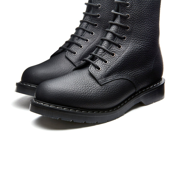 Solovair Black Greasy Grain 8 Eye Derby Boot