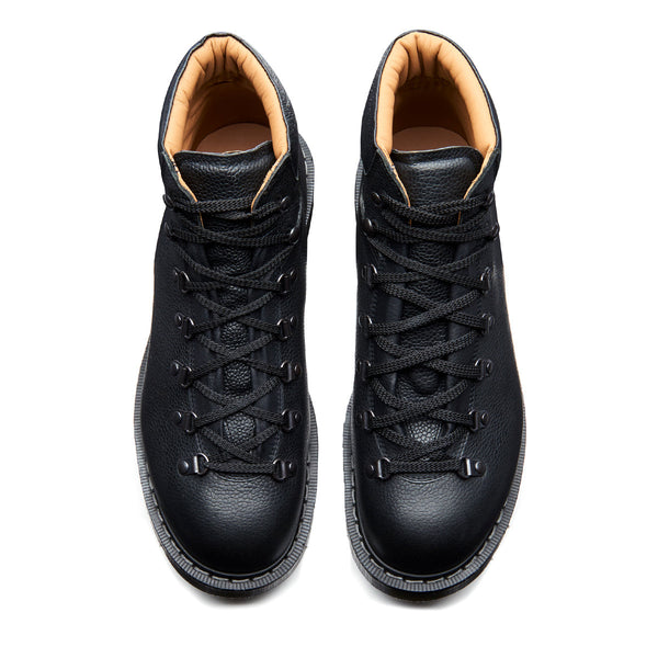 Solovair Black Greasy Grain Urban Hiker