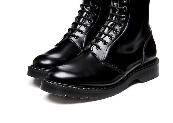 Solovair Black Hi-Shine 11 Eye Astronaut Boot