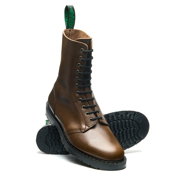 Solovair Gaucho Crazy Horse 11 Eye Astronaut Boot