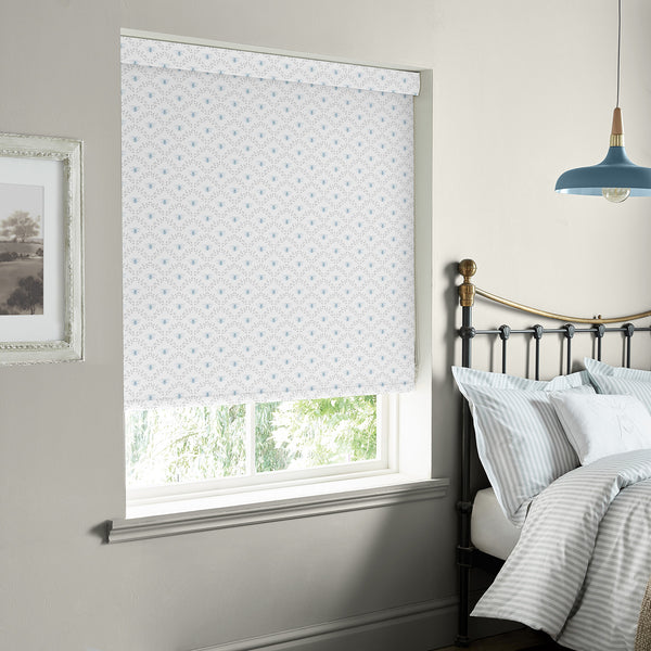Sophie Allport Bees & Leaves White Made To Measure Roller Blind