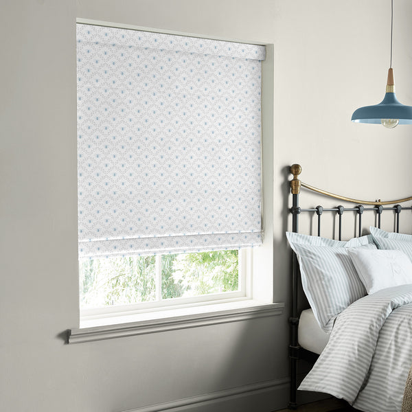 Sophie Allport Bees & Leaves White Made To Measure Roman Blind