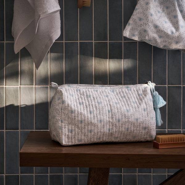 sophie allport Bees & Leaves Wash Bag