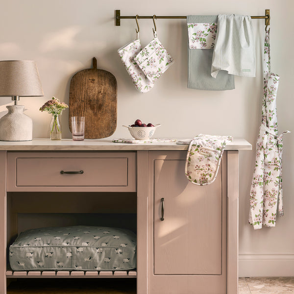 Sophie Allport Blossom Pot Grab