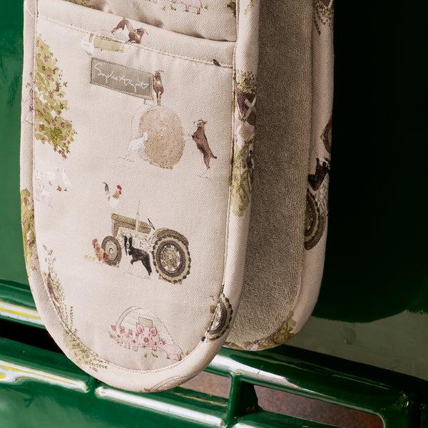 Sophie Allport Farm Friends Double Oven Glove