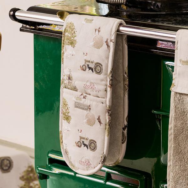 sophie allport Farm Friends Double Oven Glove