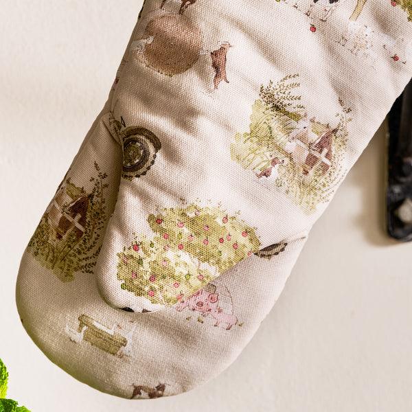Sophie Allport Farm Friends Oven Mitt
