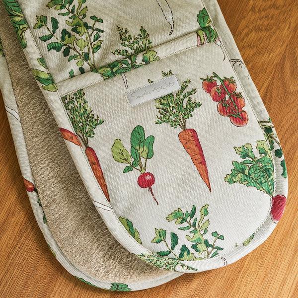 Sophie Allport Garden Vegetables Double Oven Glove