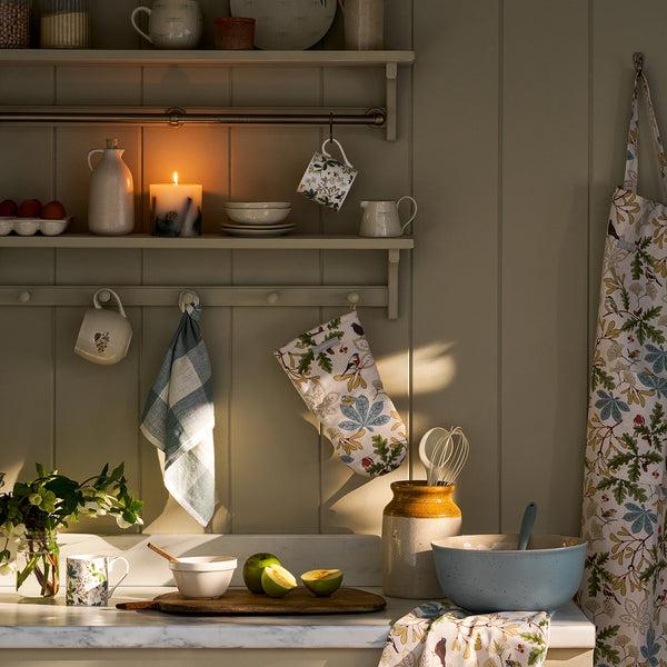 Sophie Allport Orchard Birds Oven Mitt