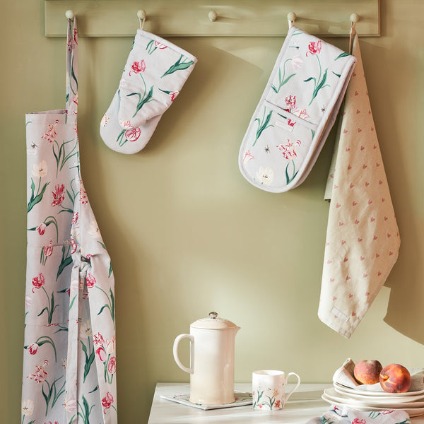 Sophie Allport Tulips Oven Mitt