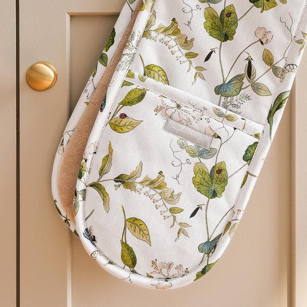Sophie Allport Wild Floral Double Oven Glove