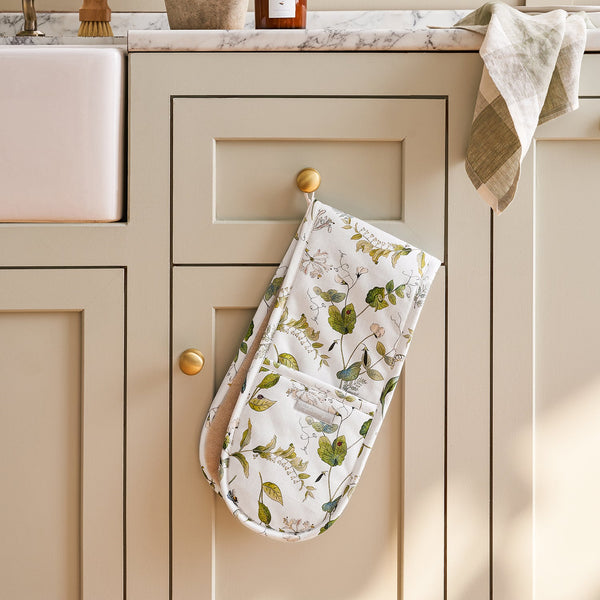 sophie allport Wild Floral Double Oven Glove