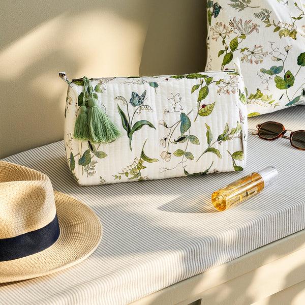 sophie allport Wild Floral Wash Bag