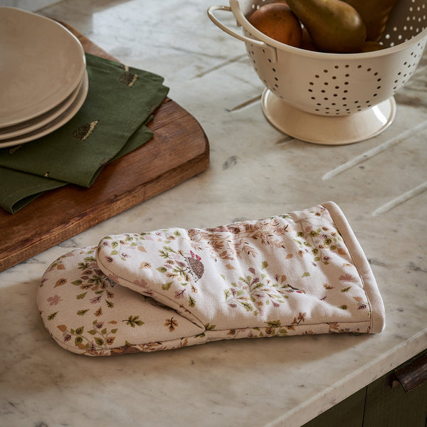 sophie allport Woodland Friends Oven Mitt