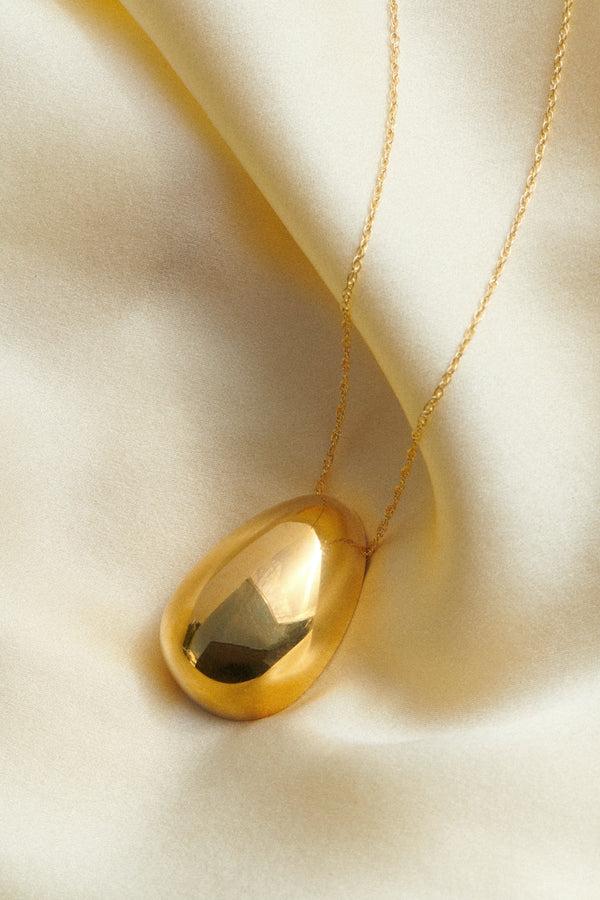 Sophie Buhai 18k Gold Egg Pendant
