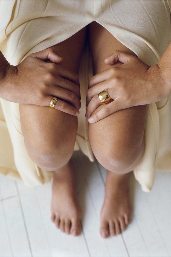 Sophie Buhai 18k Gold Thin Cigar Ring