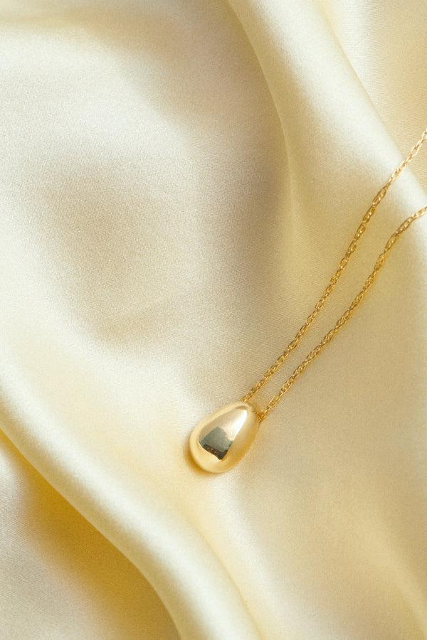 Sophie Buhai 18k Tiny Egg Pendant