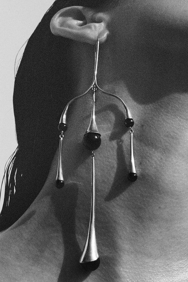 Sophie Buhai Chandelier Earrings In Onyx