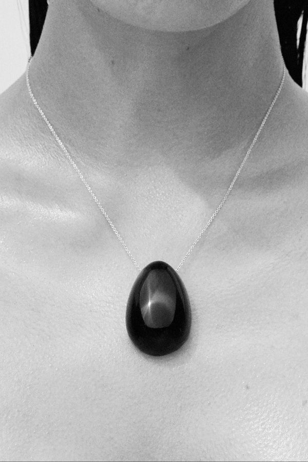 Sophie Buhai Egg Pendant In Onyx
