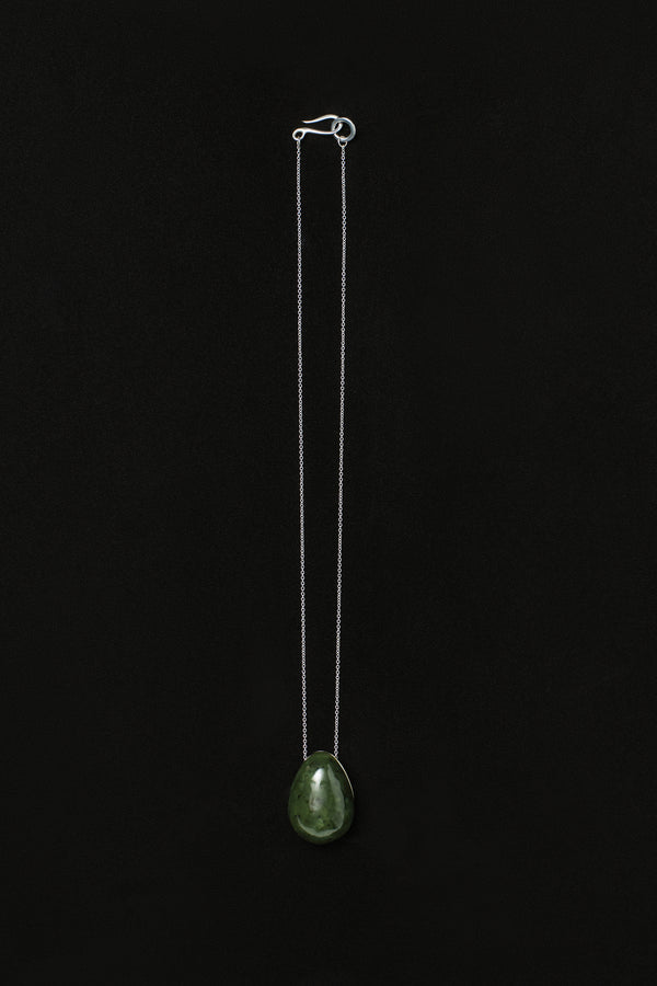 sophie buhai Everyday egg pendant in jade