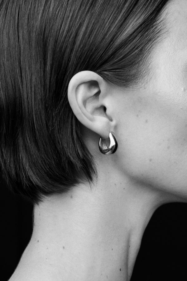 Sophie Buhai Hinged Hoops