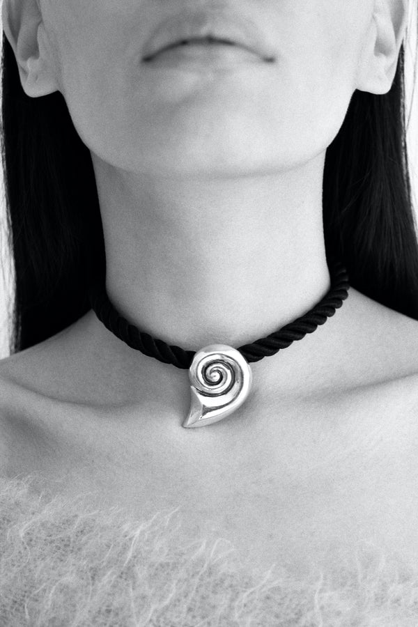 sophie buhai Nautilus collar