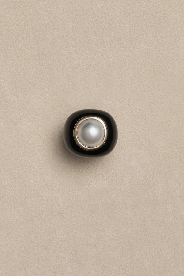 Sophie Buhai Pearl Moon Ring