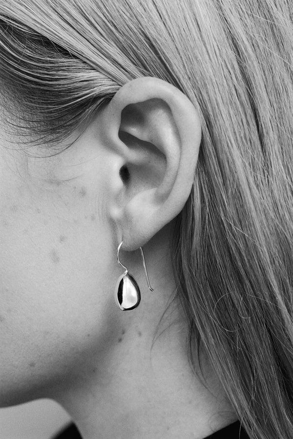 sophie buhai Petite egg drop earrings