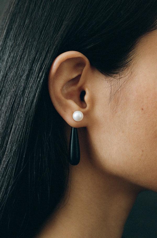Sophie Buhai Small Angelyne Earrings In Onyx