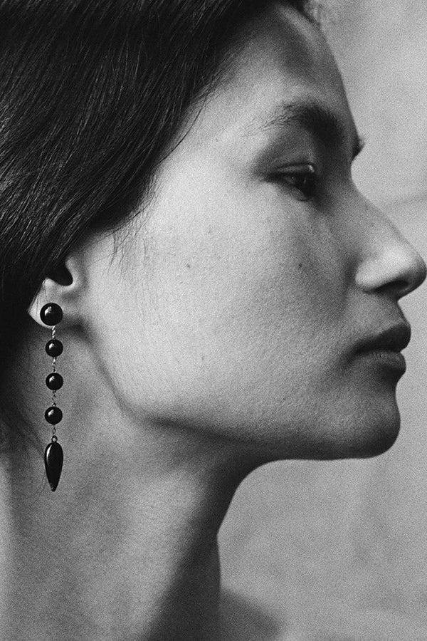 sophie buhai Small phoenician earrings in onyx