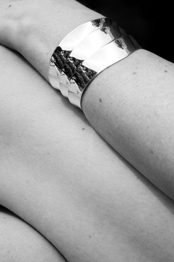 Sophie Buhai Small Wave Cuff