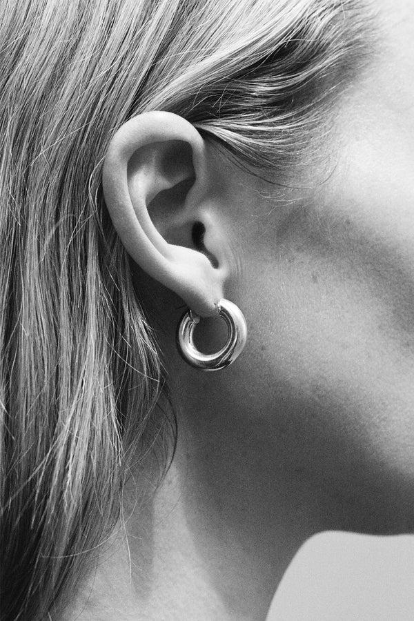 sophie buhai Tiny everyday hoops