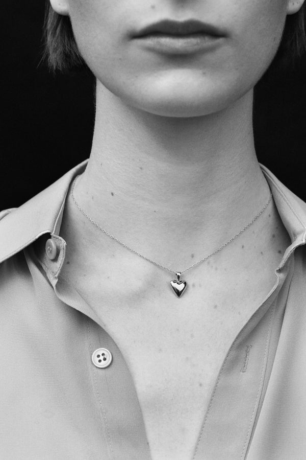 sophie buhai Tiny heart pendant