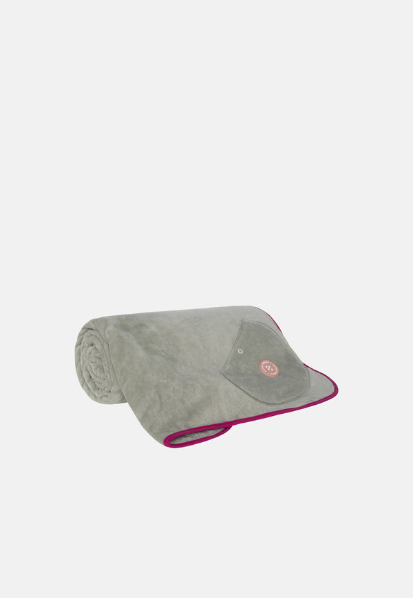 Sorbet Island WAVY BEACH TOWEL MINT