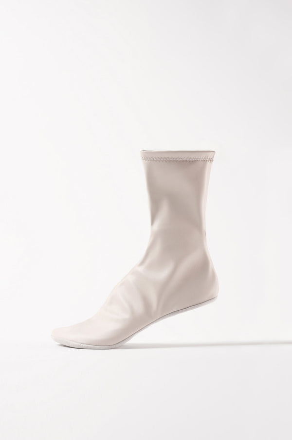 souliers martinez CARLAWhite Faux Stretch Leather Socks