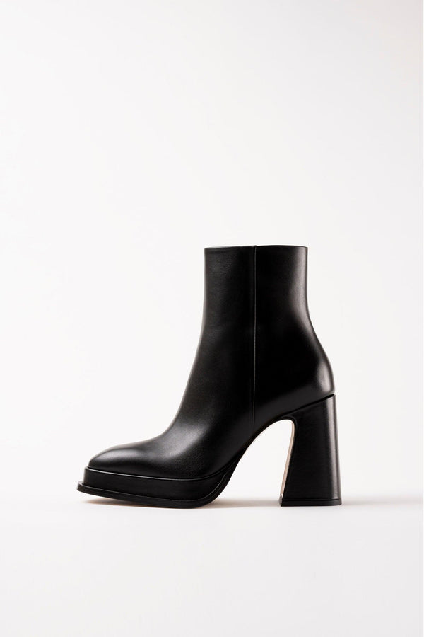souliers martinez CHUECABlack Leather Platform Boots
