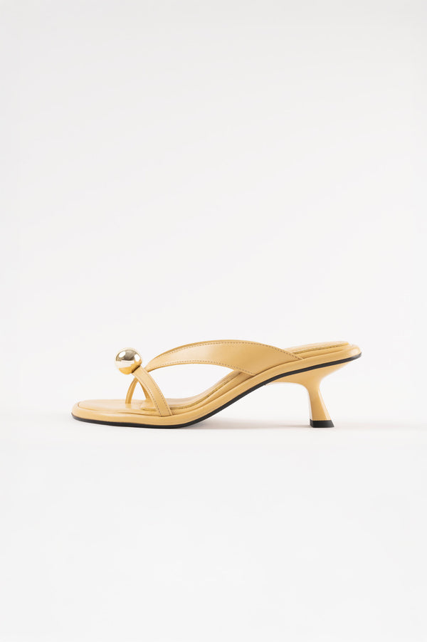 souliers martinez ESTELALight Yellow Leather With Embellishment Sandals