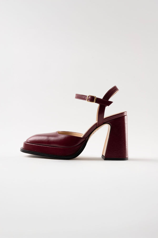 souliers martinez MALASANABurgundy Leather Platform Pumps