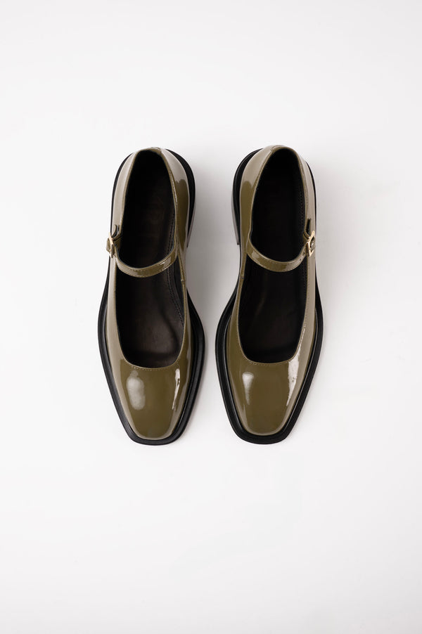 Souliers Martinez PENELOPEDark Green Patent Leather Babies