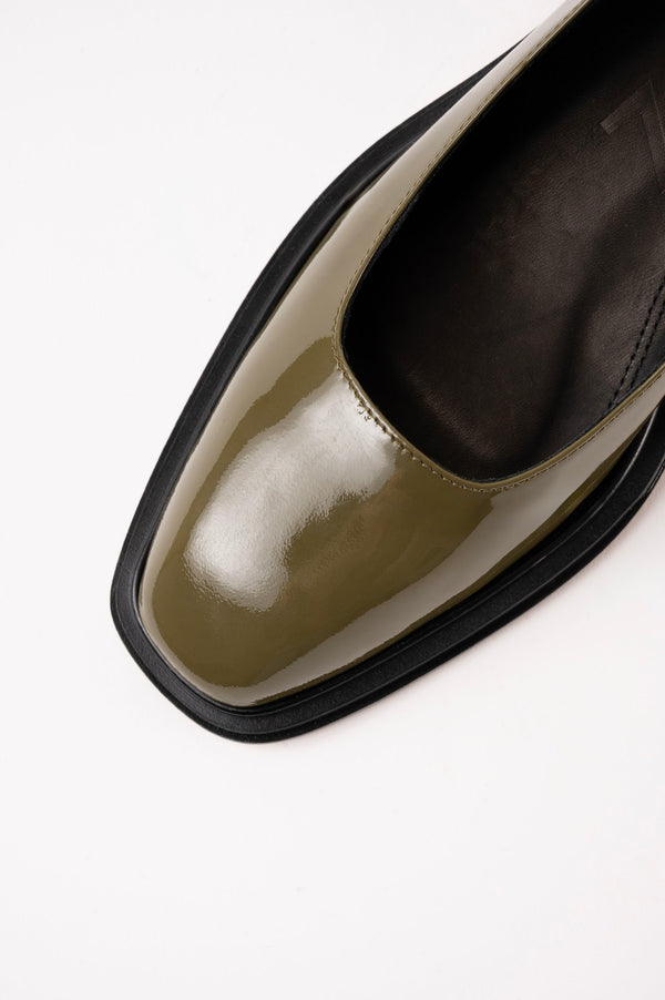 Souliers Martinez PENELOPEDark Green Patent Leather Babies