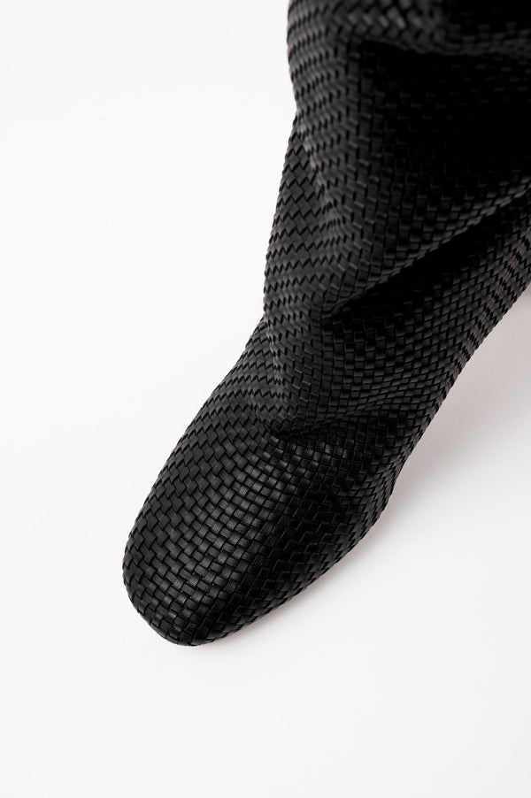 Souliers Martinez ROBERTABlack Woven Leather Knee-High Boots