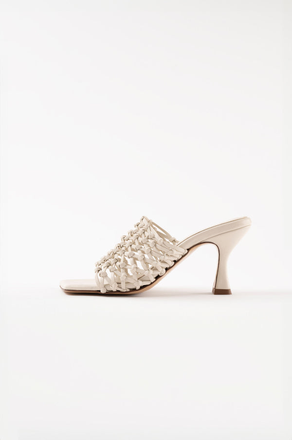 souliers martinez CABOWhite Woven Leather Sandals