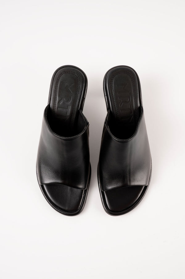 Souliers Martinez MARIZABlack Leather Sandals