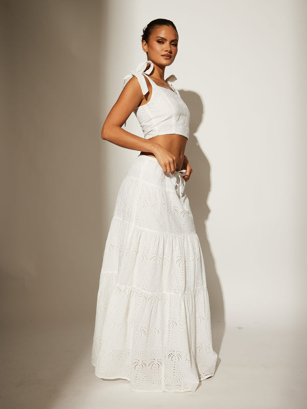 South Beach Bunny Tie Shoulder Cropped Top In White