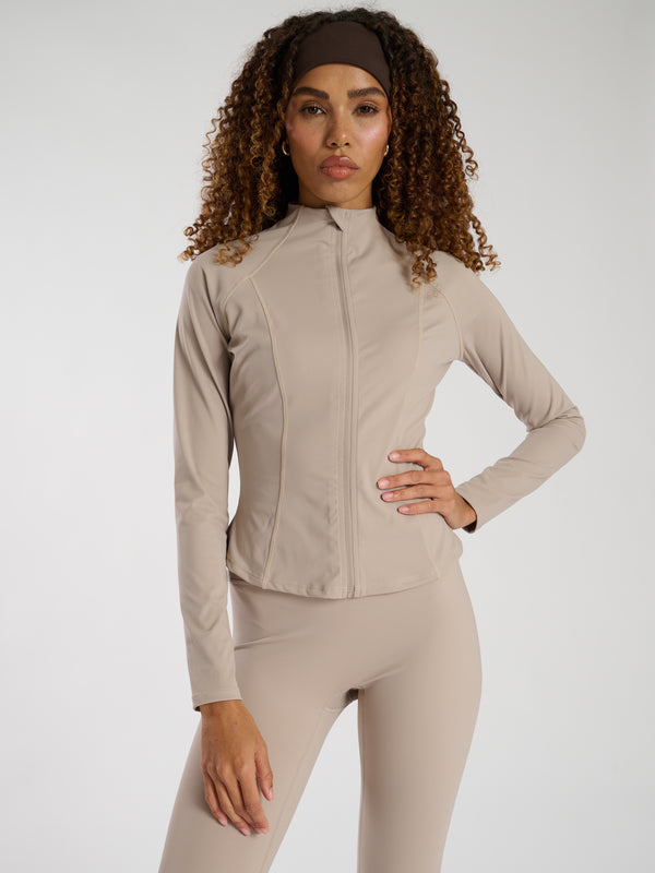 South Beach Chisel Zip Top In Stone